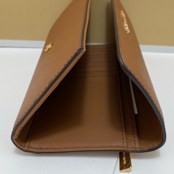 Michael kors wallet - Picture 9 of 12